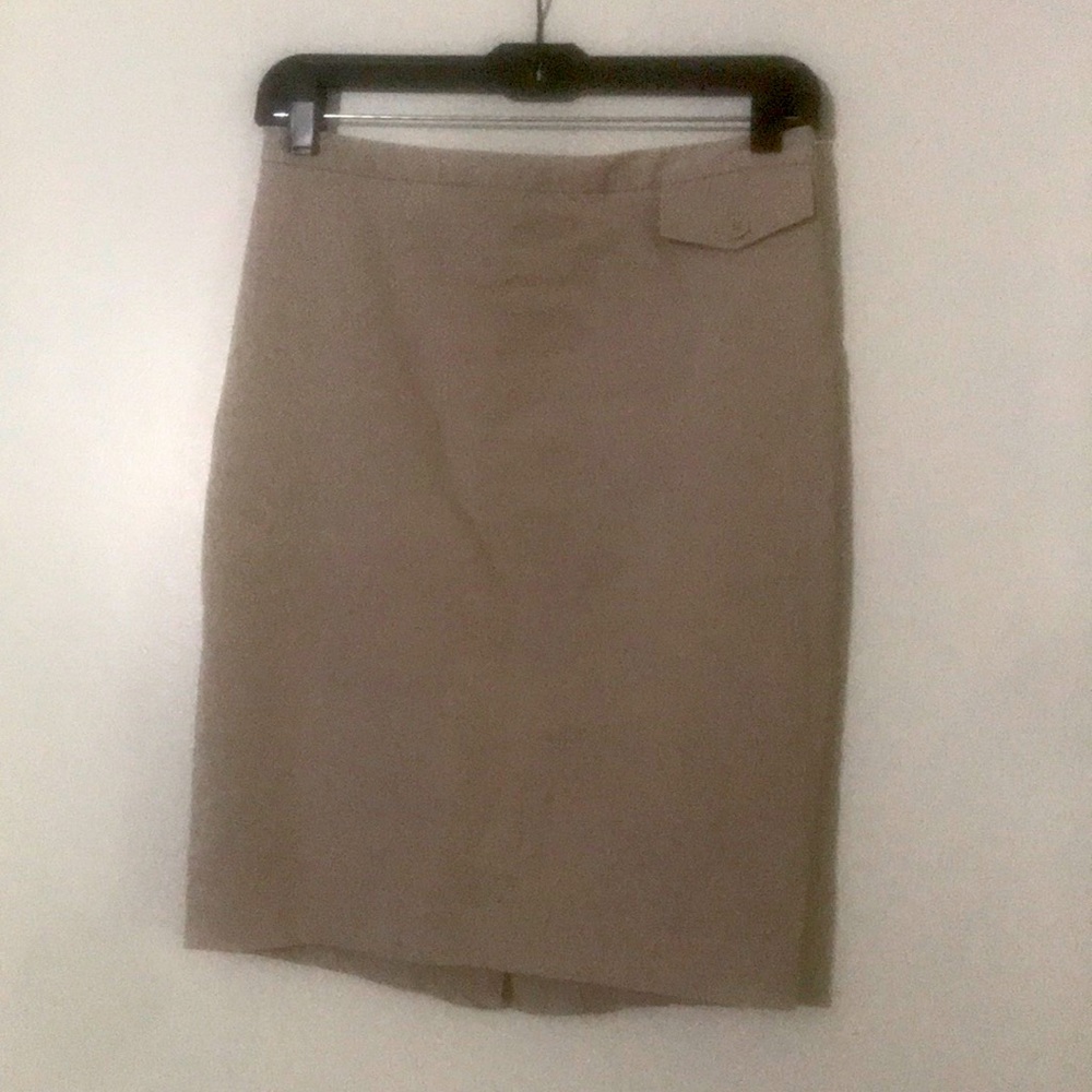Khaki Gap skirt